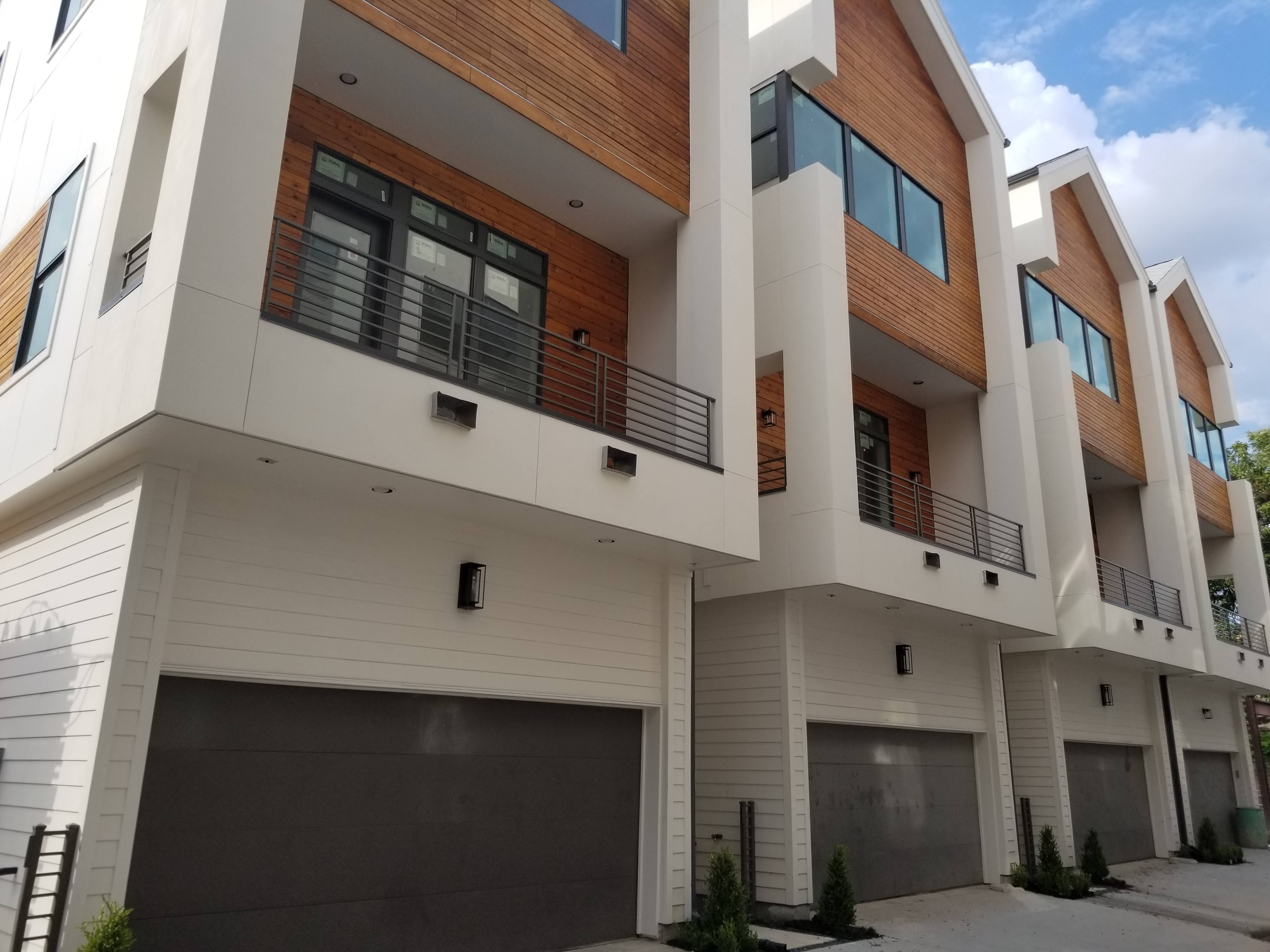 Home built by Scale Design+Build at dusk