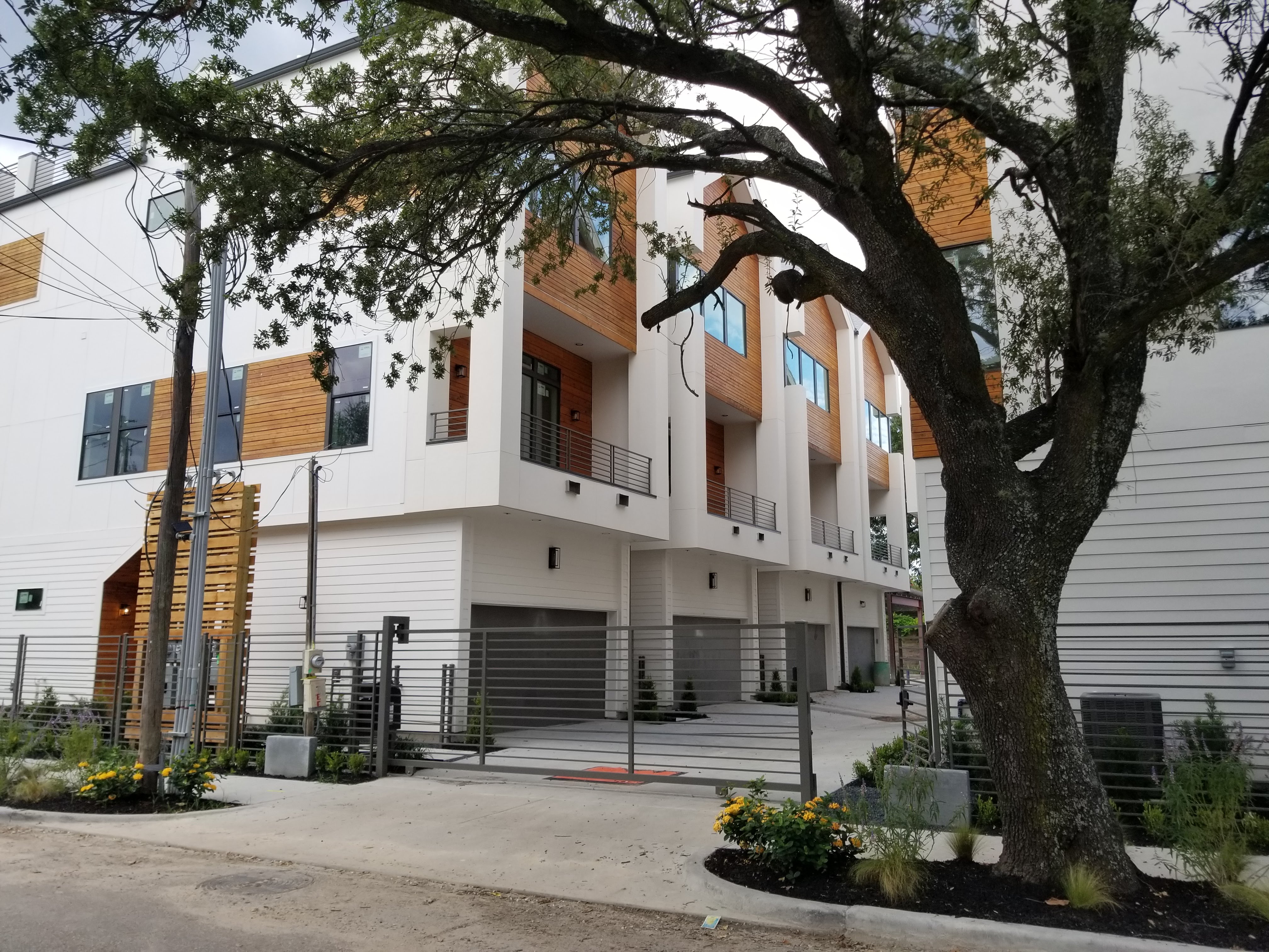 Home built by Scale Design+Build at dusk