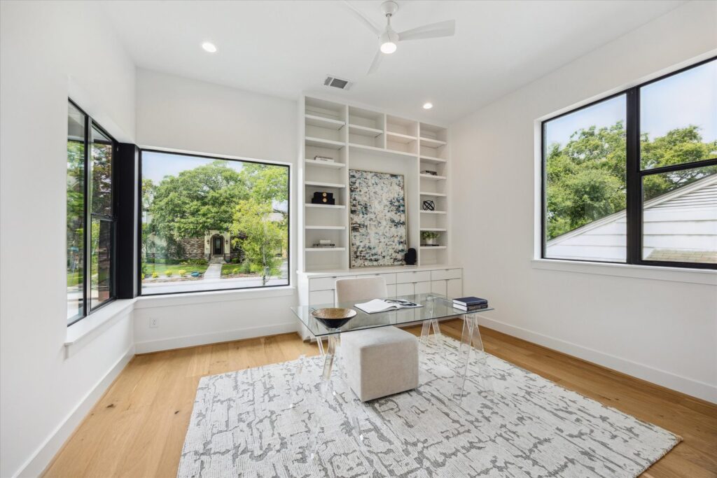 3851 Merrick St, Braes Heights - 03-Merrick 381 IMG 204