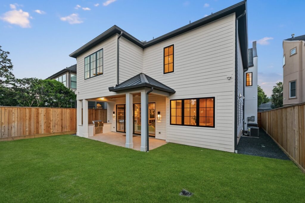 1642 Norfolk St, Montrose - photo 22