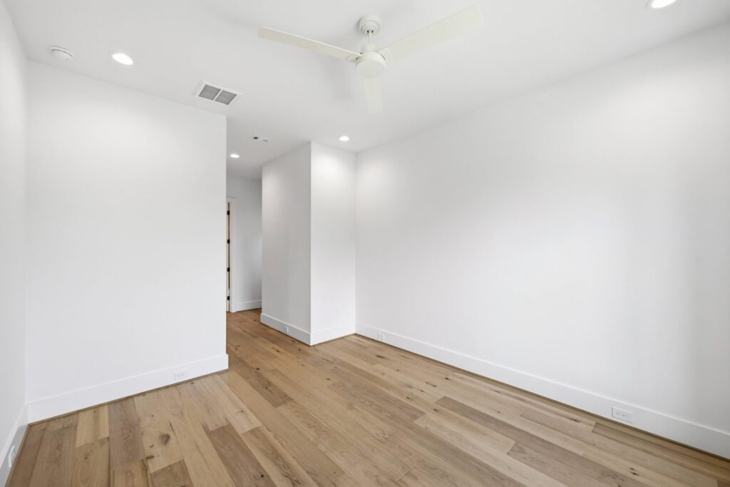 1642 Norfolk St, Montrose - photo 36