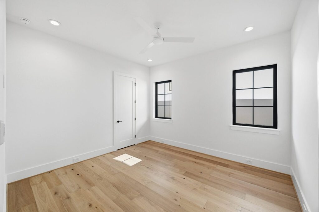1642 Norfolk St, Montrose - photo 39