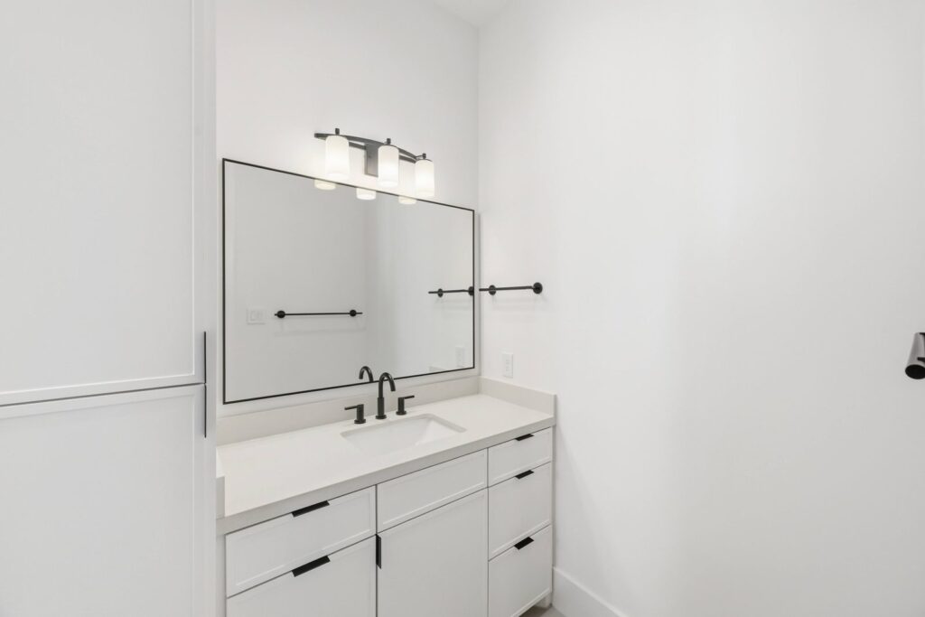 1642 Norfolk St, Montrose - photo 41